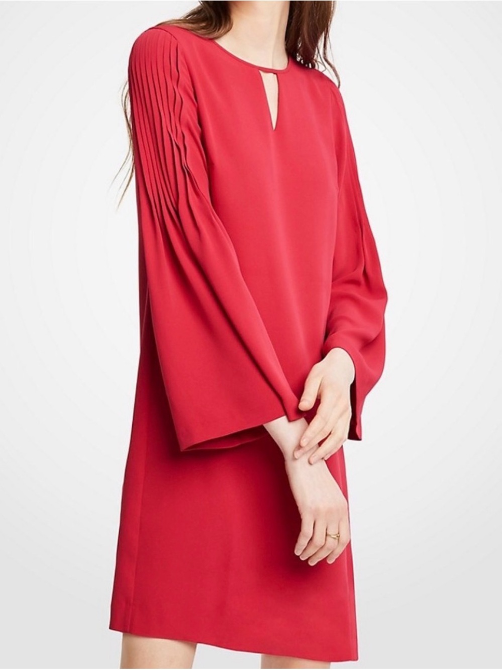 ANN TAYLOR pleated sleeve keyhole dress
